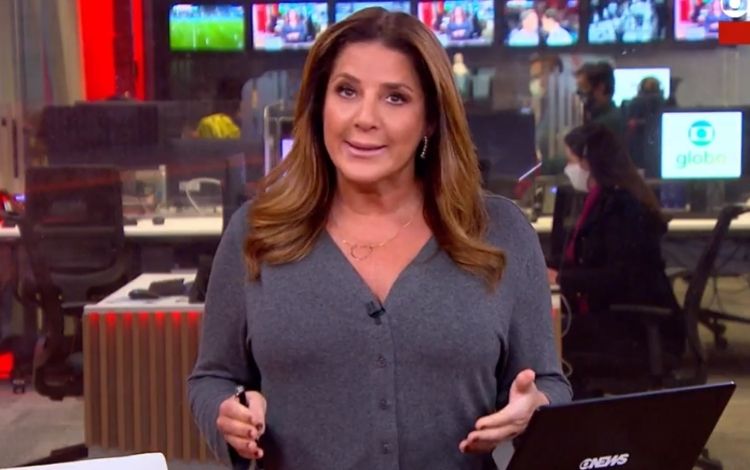 Christiane Pelajo apresentando o Edição das 16h na GloboNews