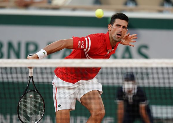 Novak Djokovic na semifinal de Roland Garros