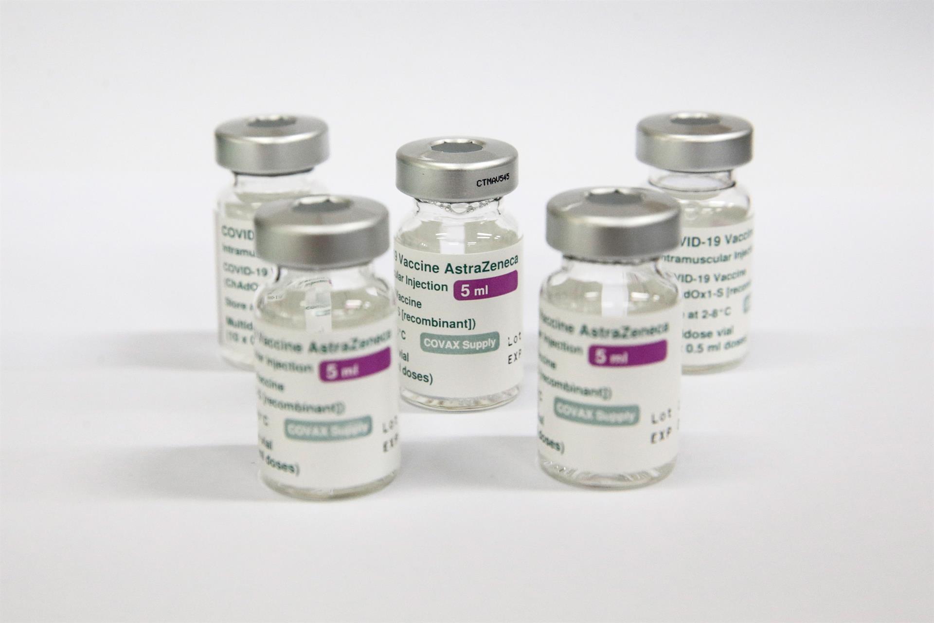 Frascos da vacina contra Covid-19 da AstraZeneca-Universidade de Oxford