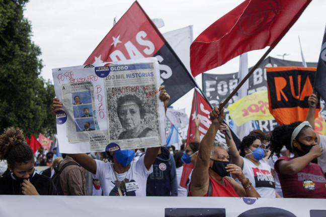 Manifestação contra governo Bolsonaro no Rio de Janeiro