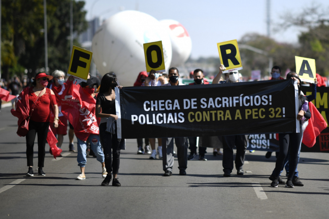 Manifestação contra governo Bolsonaro em Brasília