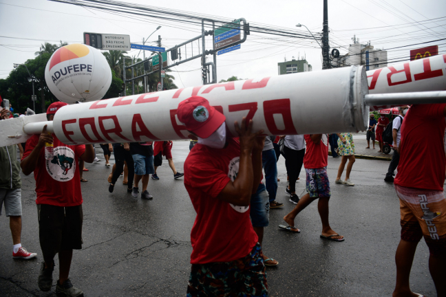 Protesto em Recife contra o governo Bolsonaro