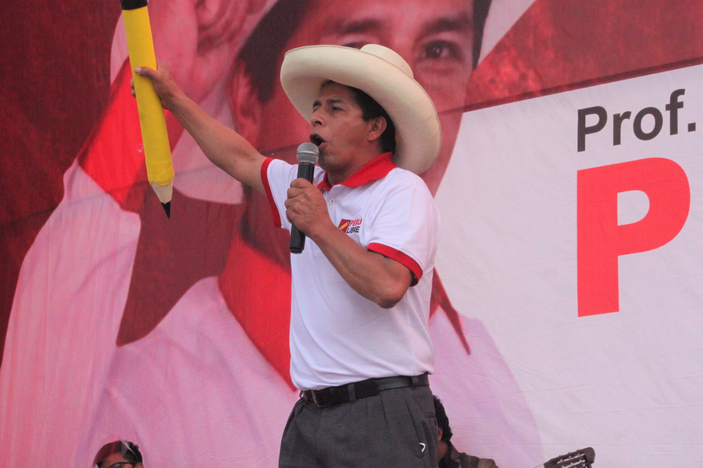 Pedro Castillo, candidato de esquerda à presidência do Peru, durante comício de campanha