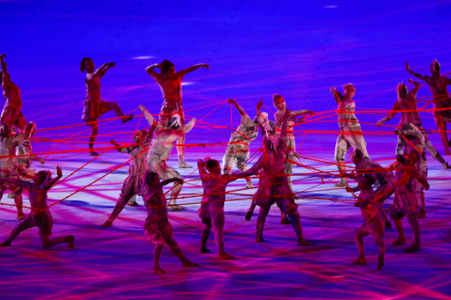 A cerimônia retratou todo o esforço que os esportistas precisam fazer para chegar aos Jogos Olímpicos