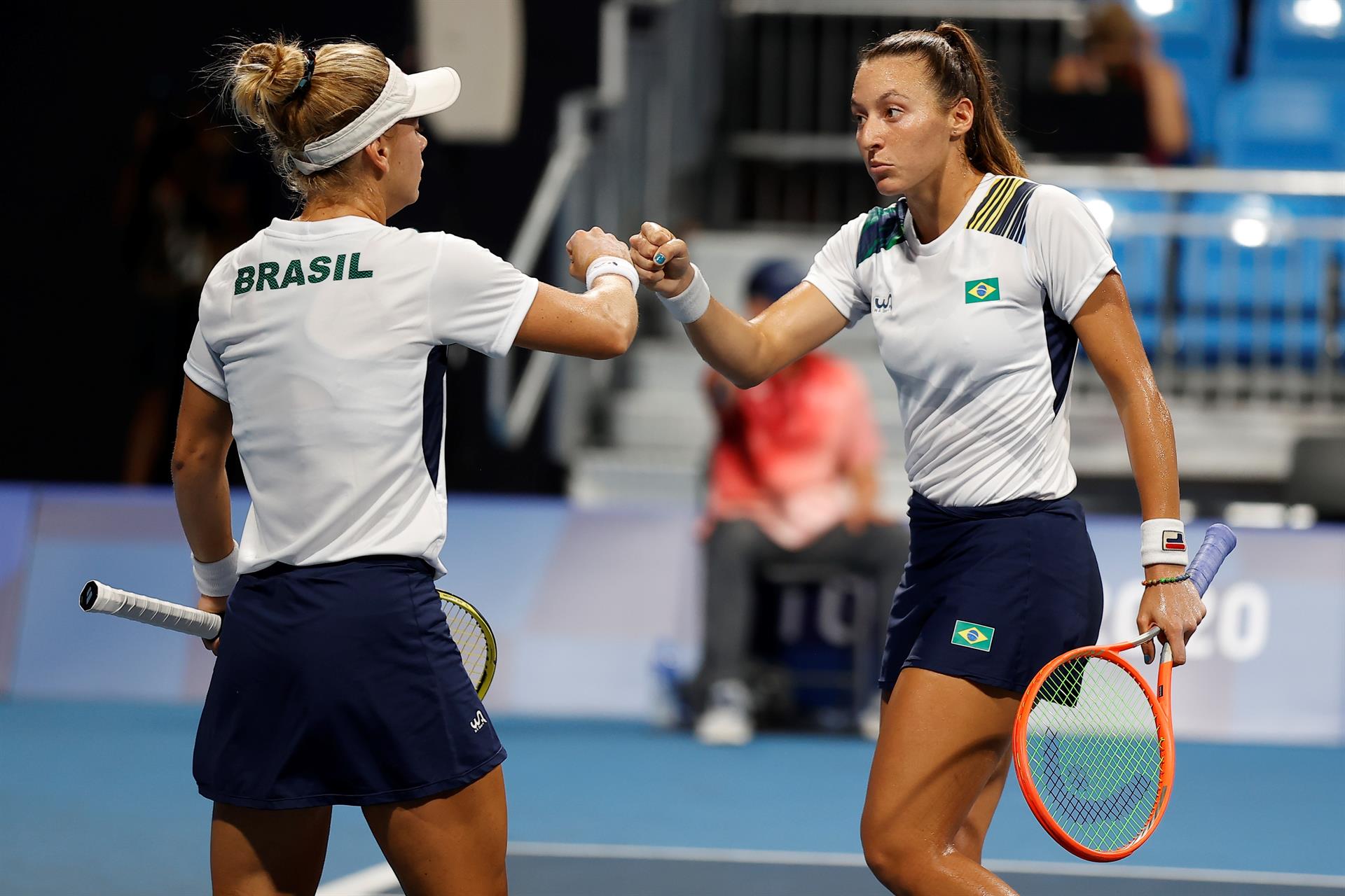 Laura Pigossi e Luisa Stefani foram derrotadas na semifinal do tênis na Tóquio-2020