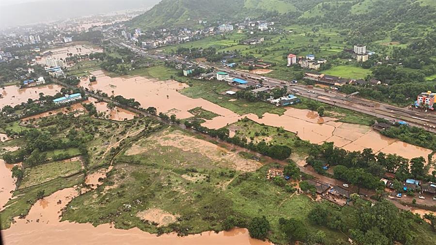 imagem aérea de local inundado