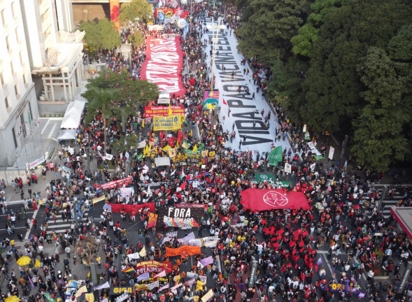 Manifestantes pediram o impeachment de Jair Bolsonaro na Avenida Paulista