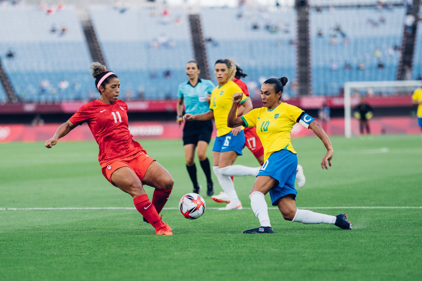 Marta durante partida entre Brasil e Canadá pelas quartas de final das Olimpíadas de Tóquio
