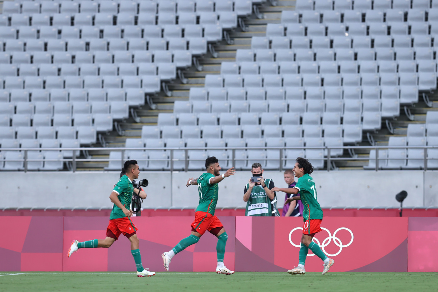 O México goleou a França nos Jogos Olímpicos de Tóquio