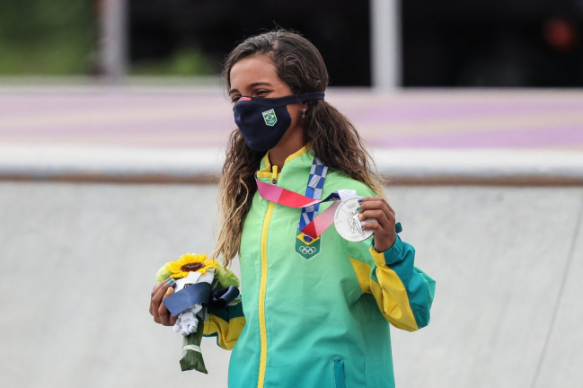 Rayssa Leal ganhou a medalha de prata no skate street dos Jogos Olímpicos