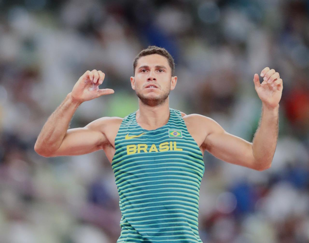 Thiago Braz foi bronze no salto com vara das Olimpíadas de Tóquio