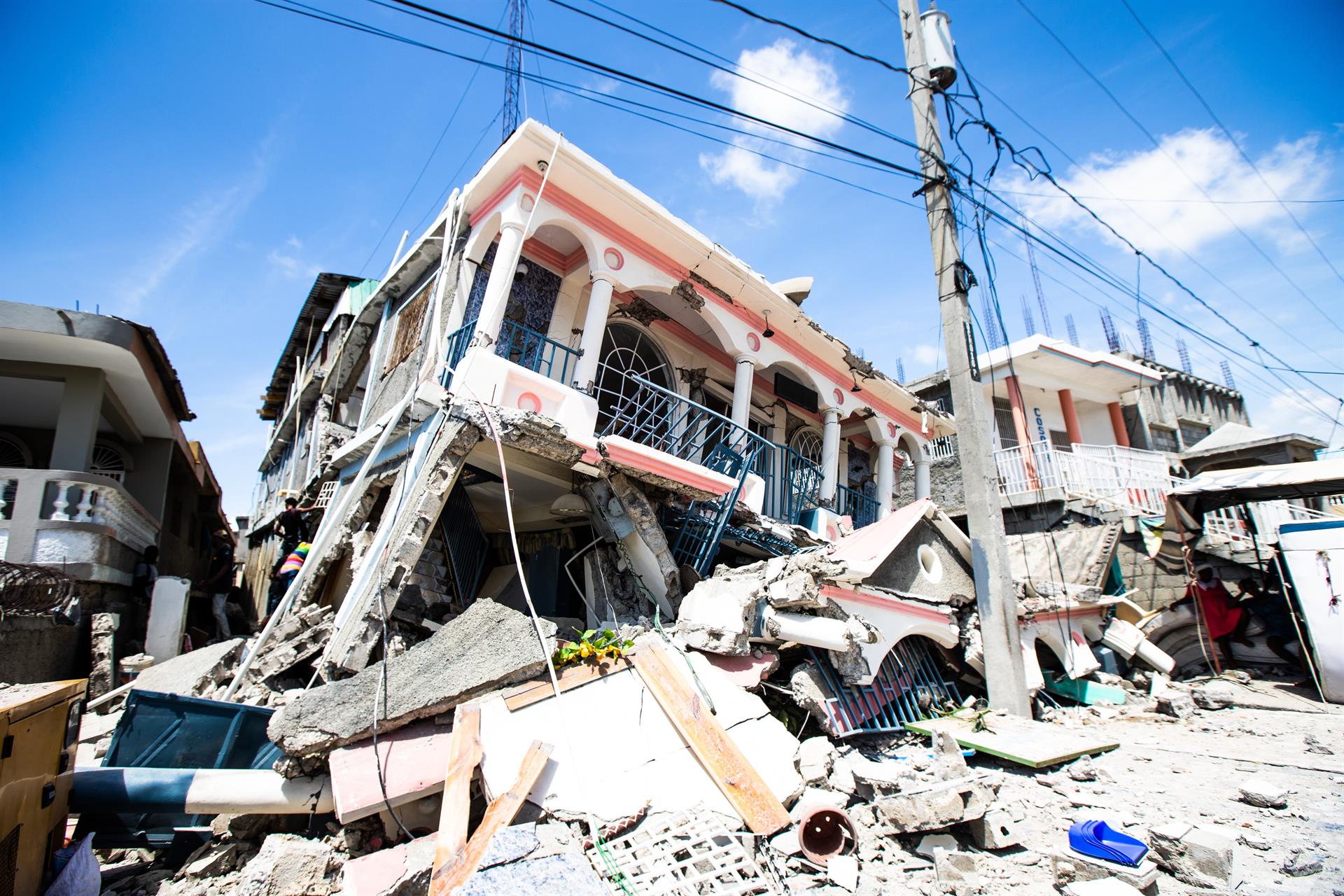 Casa destruída no Haiti após terremoto