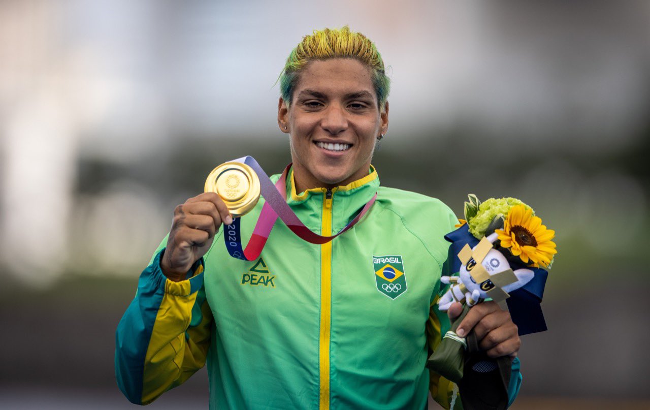 Mulheres dominam equipe de luta olímpica do Brasil