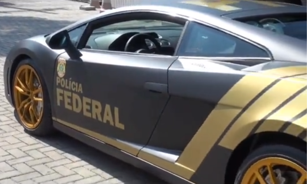 Polícia Federal vai usar Lamborghini no valor de R$ 800 mil