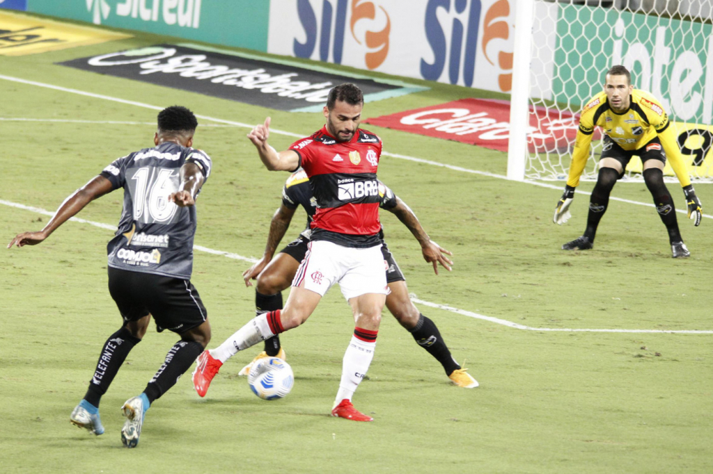 Em Jogo Com Polemica No Var Flamengo Vence Abc Por 1 A 0 E Avanca Na Copa Do Brasil Jovem Pan