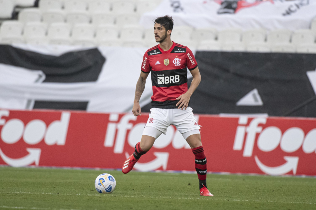 Venda de zagueiro Gustavo Henrique ao Fenerbahçe emperra; Flamengo