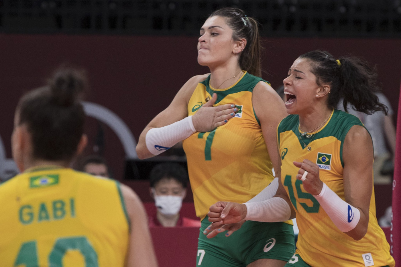 Jogos: Brasil bate Coreia do Sul e pega EUA na final do vôlei feminino,  jogos femininos brasil 