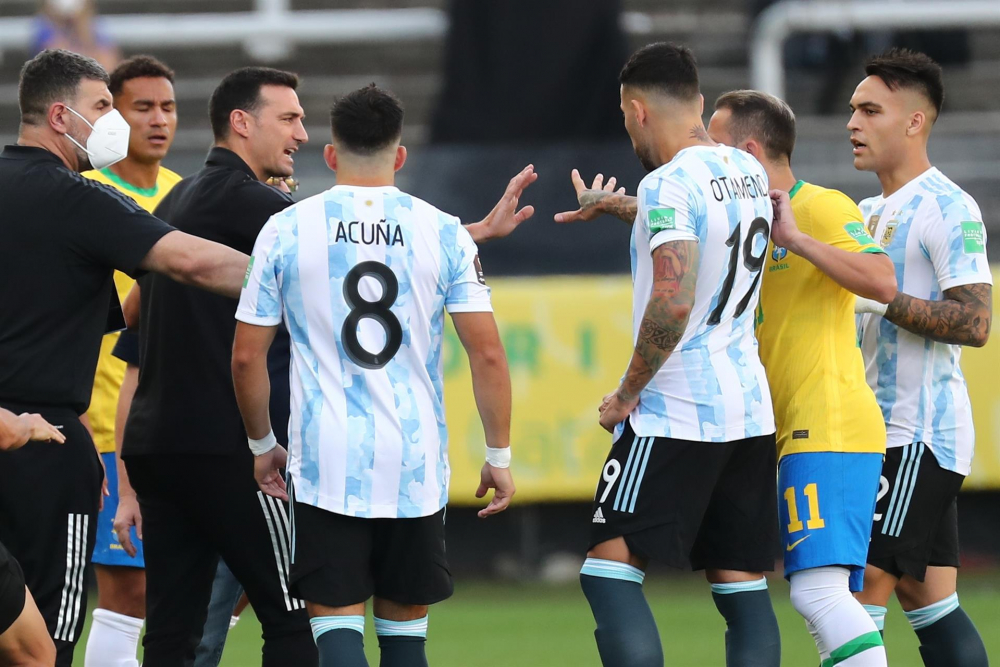 A partida entre Brasil e Argentina foi suspensa