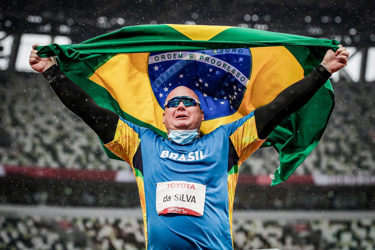 Alessandro Rodrigo conquistou a medalha de ouro nas Paralimpíadas de Tóquio