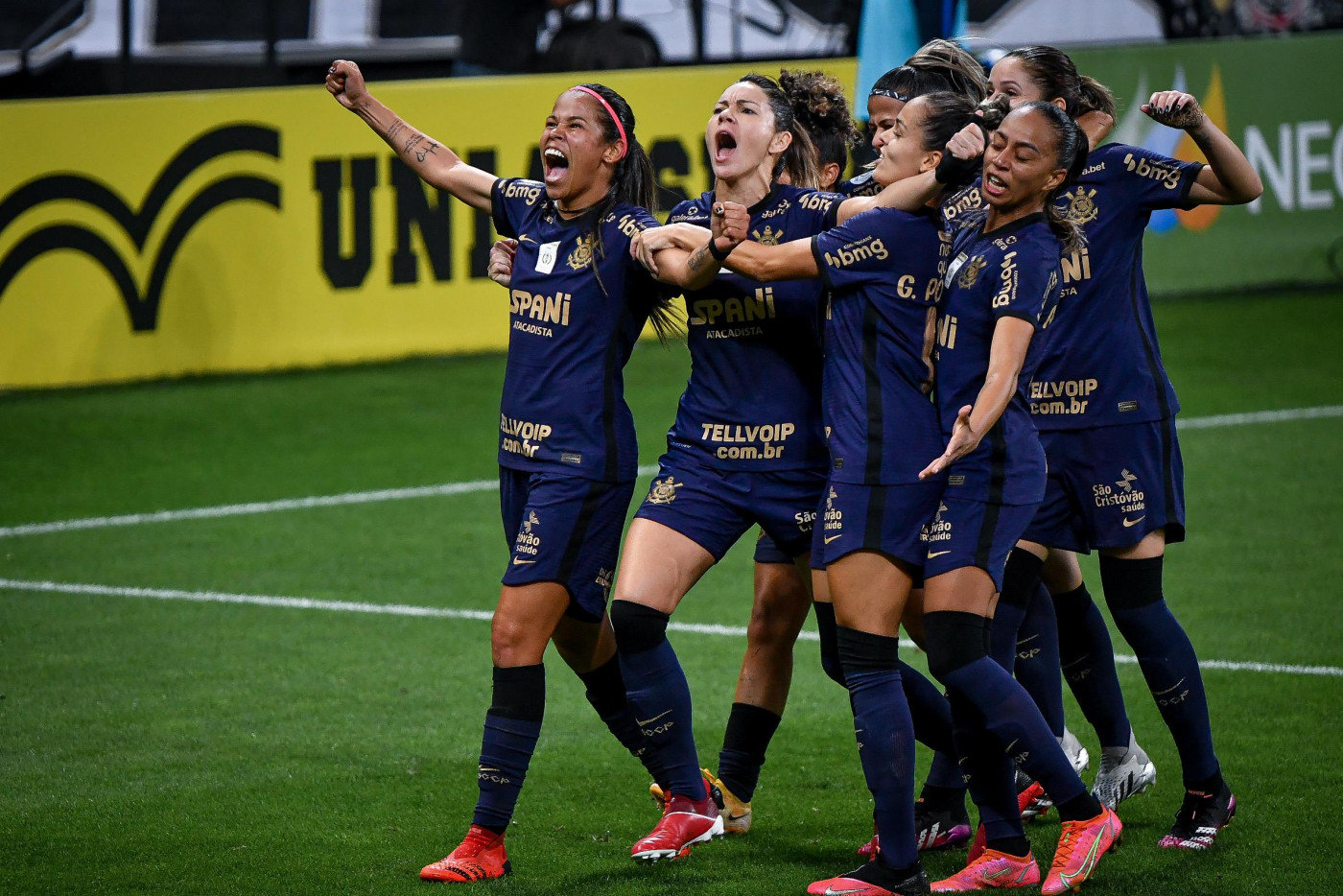 Corinthians vence São Paulo e conquista o Campeonato Paulista Feminino