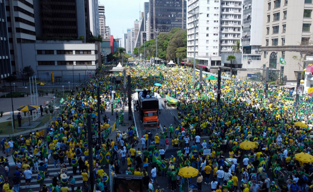 Manifestações na avenida Paulista