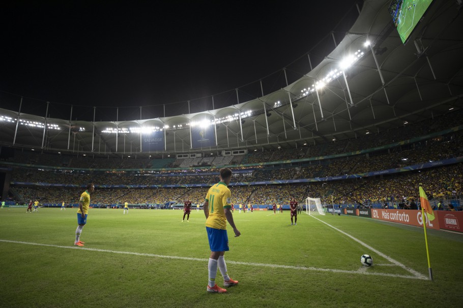 seleção brasileira; arena fonte nova