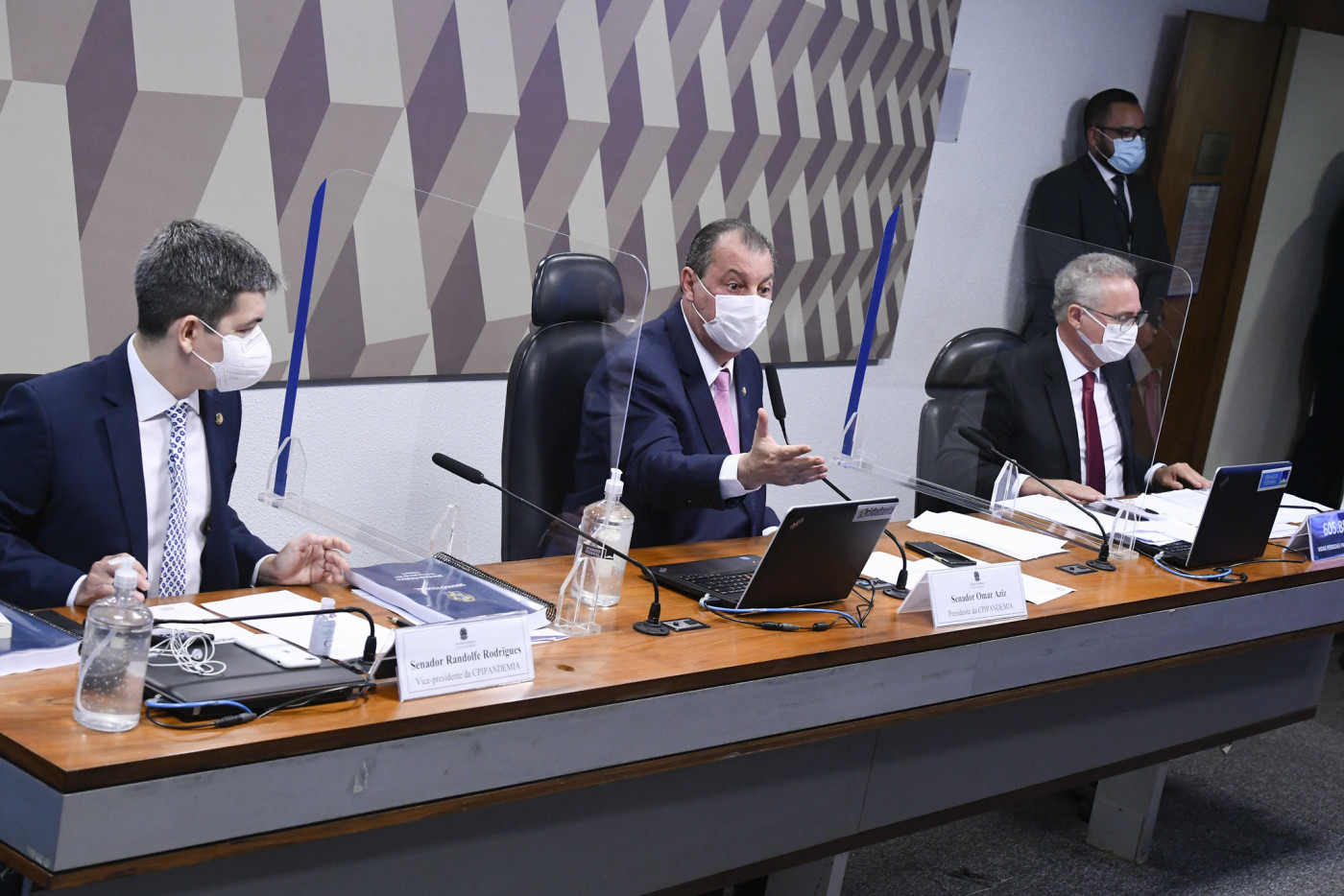 Cúpula da CPI em reunião da comissão