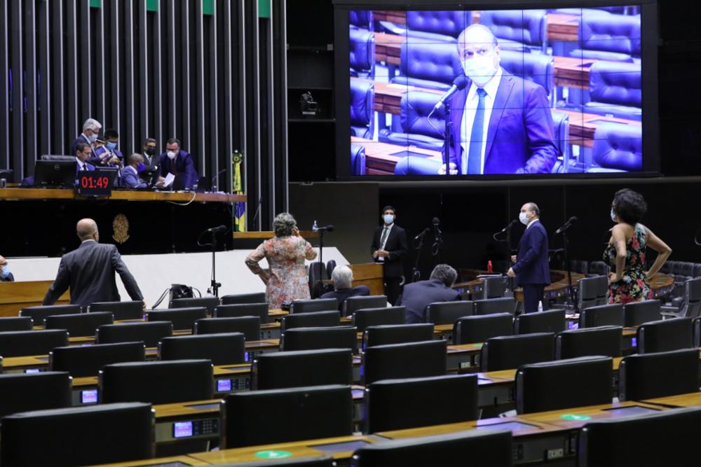 Plenário da Câmara dos Deputados, Ricardo Barros ao microfone