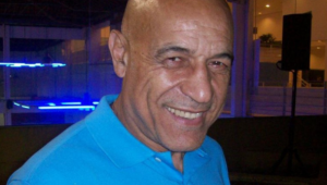 Miguel de Oliveira, campeão mundial de boxe em 1975, morreu nesta sexta-feira, 15 de outubro de 2021