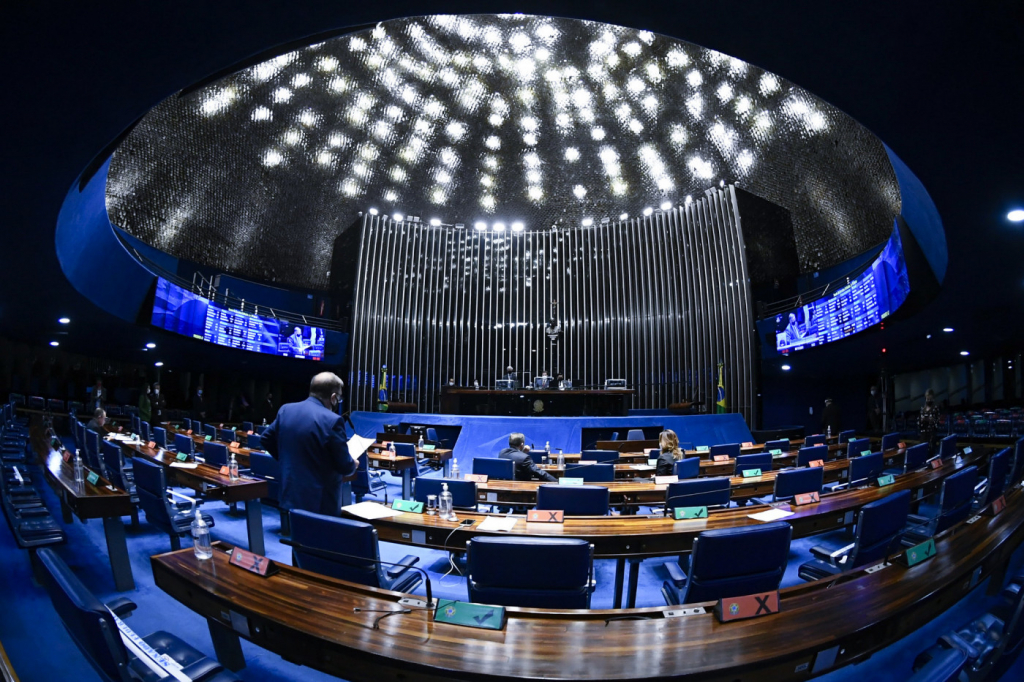 PEC dos Precatórios: Senadores criticam texto da Câmara e contabilizam mais  de 30 votos contrários à proposta | Jovem Pan