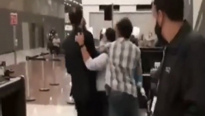 Homem tenta agredir funcionário de companhia aérea no Aeroporto de Guarulhos
