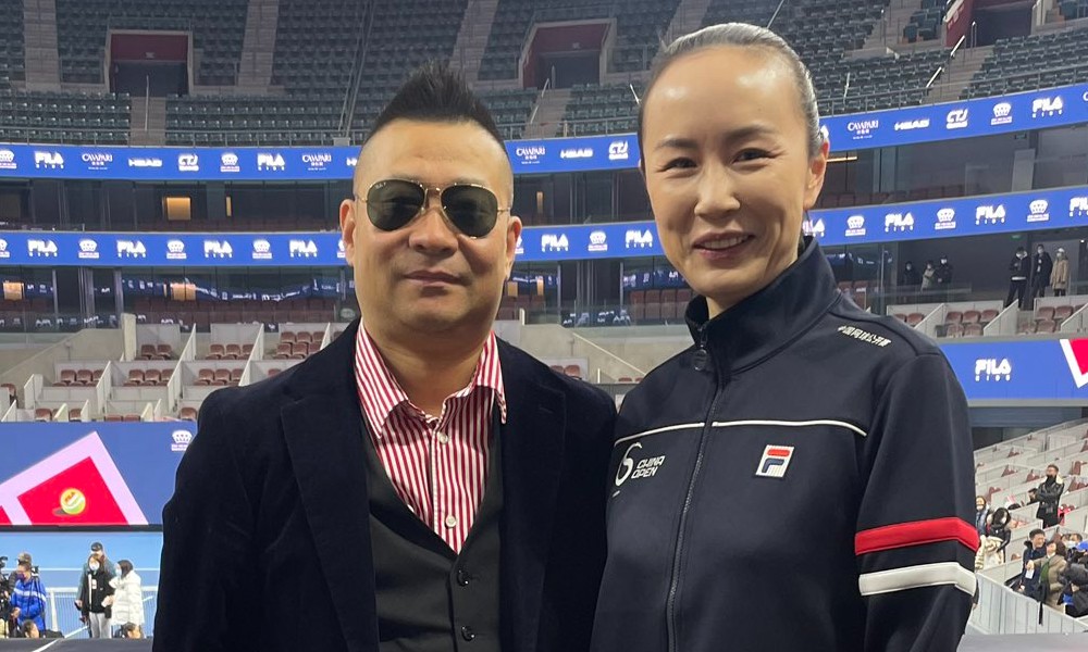 Ding Li e Peng Shuai em torneio em Pequim