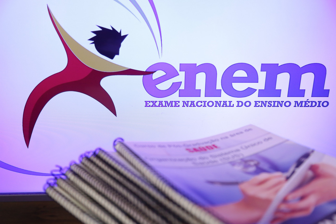 Enem: quase 4 milhões de inscritos fazem prova hoje