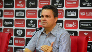 Adson Batista é o presidente do Atlético-GO
