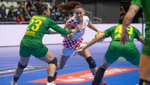 Seleção brasileira venceu a Croácia na estreia do Mundial feminino de handebol