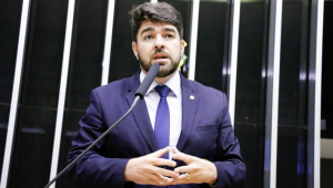 Deputado federal Zé Vitor
