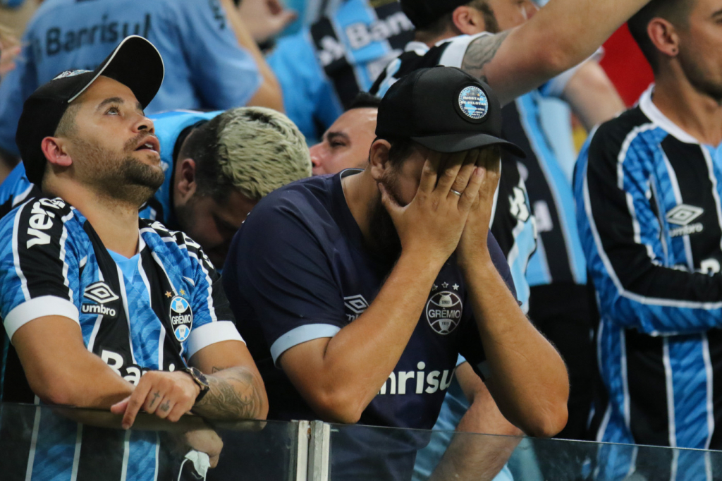 Do tricampeonato da Libertadores ao rebaixamento: Relembre a trajetória do Grêmio até a Série B
