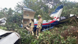 Avião de pequeno porte caiu na fazenda de Nelson Piquet