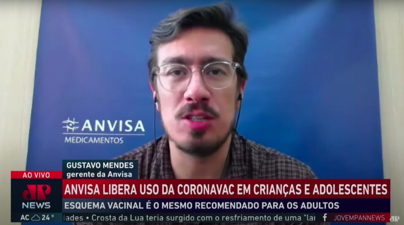 Gerente-geral da Anvisa, Gustavo Mendes, em entrevista ao Jornal da Manhã
