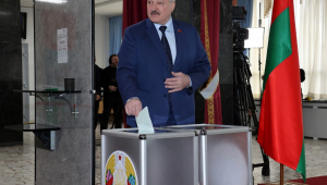 Alexander Lukashenko, presidente de Belarus