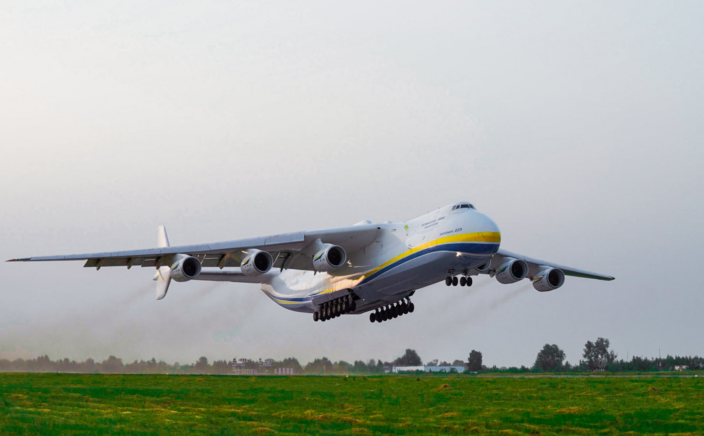 Antonov-225