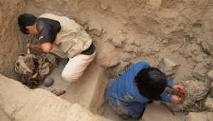 Arqueólogos do Peru encontram múmias de seis crianças
