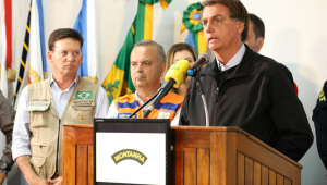 Bolsonaro visitando Petrópolis