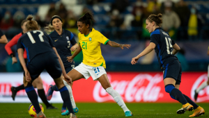 Brasil e Finlândia empataram em 0 a 0 no Torneio Internacional da França