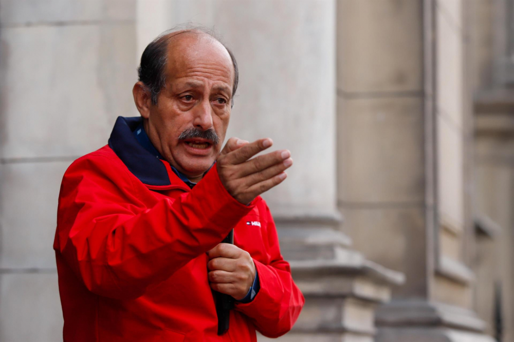 Héctor Valer, primeiro-ministro do Peru, renunciou ao cargo após caso de agressão vir à tona