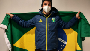 Manex Silva será o porta-bandeira do Brasil na cerimônia de encerramento da Pequim-2022