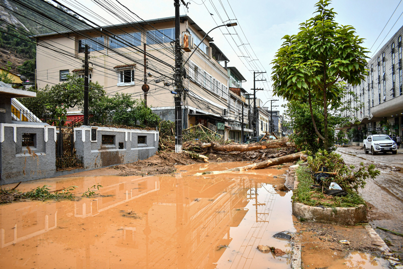 Destruição causada pela chuva na localidade de Alto da Serra, no município de Petrópolis