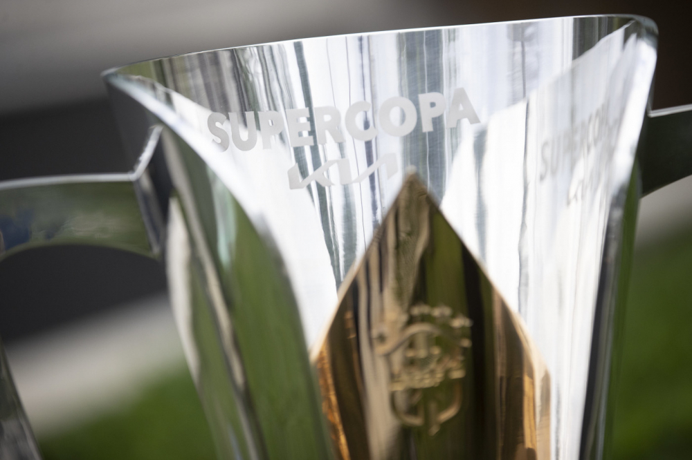 A Supercopa do Brasil será disputada entre Atlético-MG e Flamengo neste ano