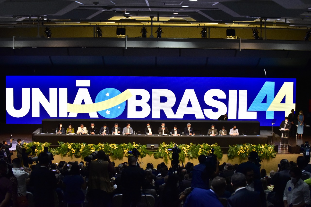 Membros do União Brasil durante lançamento do partido