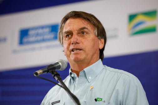 Bolsonaro diz que há '90% de chance' de Braga Netto ser candidato a vice